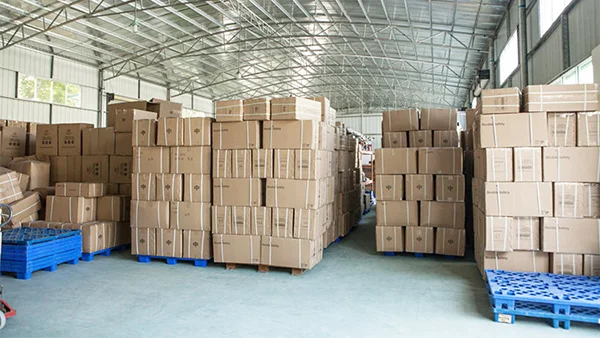 kho Kingpro chuẩn quốc tế , kho hàng Việt Nam 