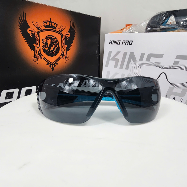 Mẫu kính bảo hộ "làm mưa làm gió" tại KingPro Safety nửa đầu năm 2026